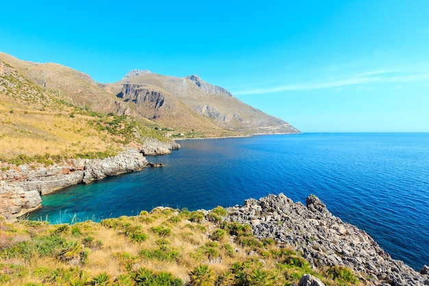 Baia del mare nel Parco dello Zingaro Sicilia Italia