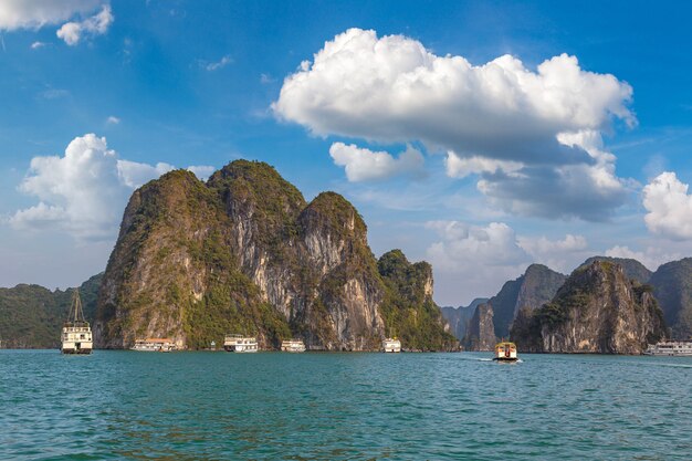 Baia di Halong, Vietnam