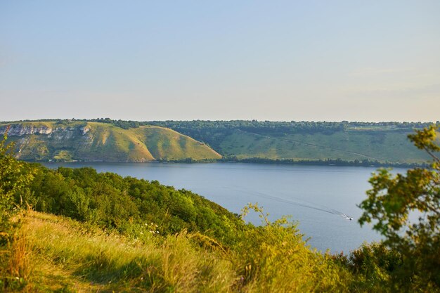 Bakota Bay sul fiume Dnister Ucraina Europa Bellezza della natura concetto sfondo nel Parco Nazionale Podilski Tovtry Tramonto