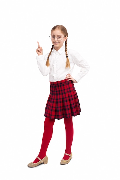 Bambina positiva in uniforme scolastica