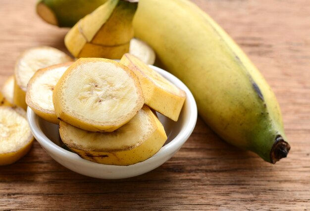 Banana matura affettata