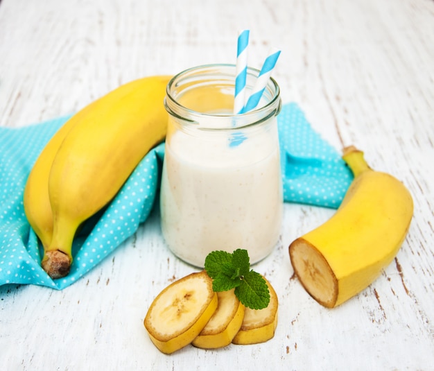 Banane con yogurt