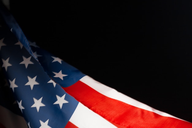 Bandiera americana d'annata su una lavagna con spazio per testo