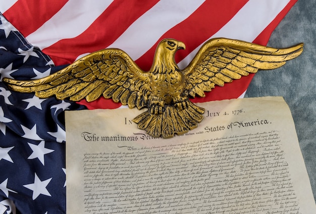Bandiera americana del documento vintage in dettaglio la Dichiarazione di indipendenza degli Stati Uniti