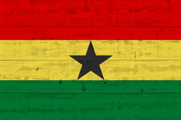 Bandiera del Ghana dipinta su tavola di legno vecchio