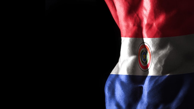 Bandiera del Paraguay sull'allenamento sportivo nazionale dei muscoli addominali, concetto di bodybuilding, sfondo nero