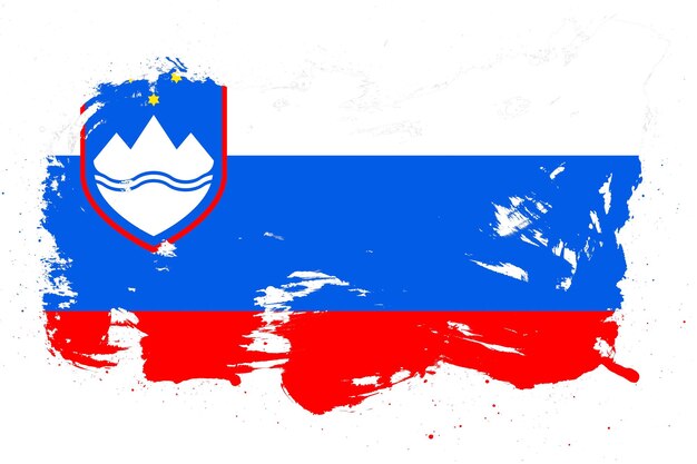 Bandiera della Slovenia con effetto tratto di pennello grunge dipinto su sfondo bianco