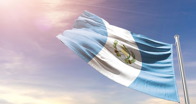 Bandiera nazionale del Guatemala che sventola