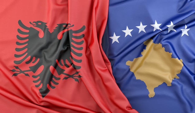Bandiere arruffate dell'Albania e del Kosovo Rendering 3D