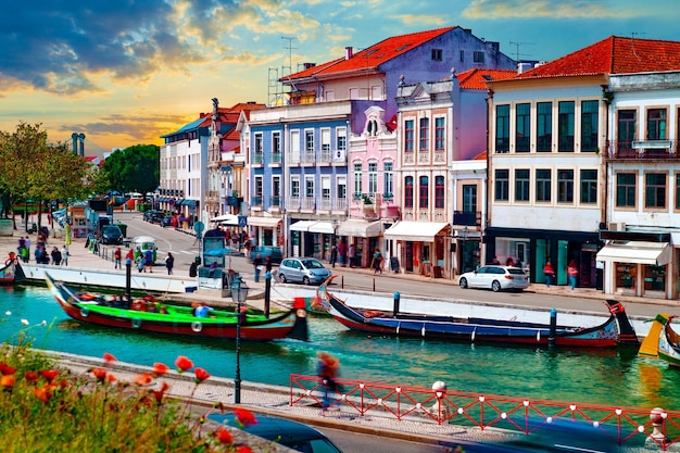 Barche tradizionali sul canale di Aveiro.Portugal.