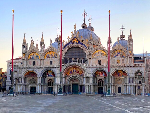 Basilica di San Marco e Piazza San Marco deserta durante la crisi COVID19