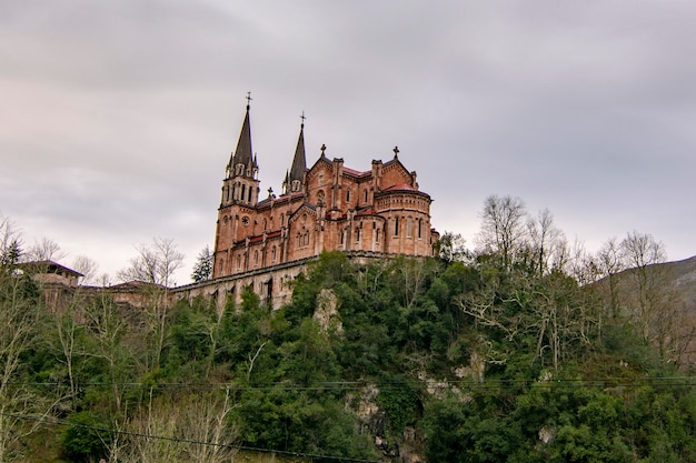 Basilica di Santa Maria la Real de Covadonga Asturie