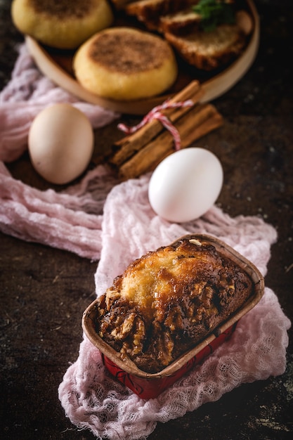 Bastoncini di cannella fatti in casa e mandorle