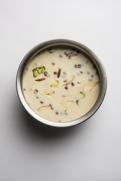 Basundi o Rabri o Rabdi - è un dolce a base di latte condensato e frutta secca