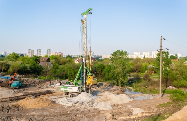 Battipalo in un cantiere edile