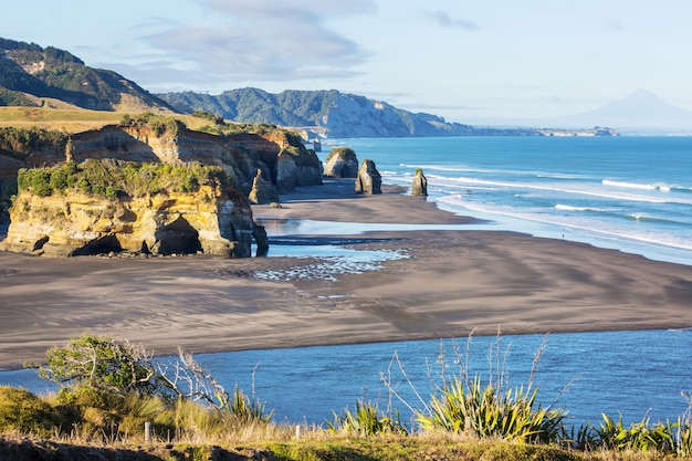 Bei paesaggi è l'Ocean Beach, Nuova Zelanda.