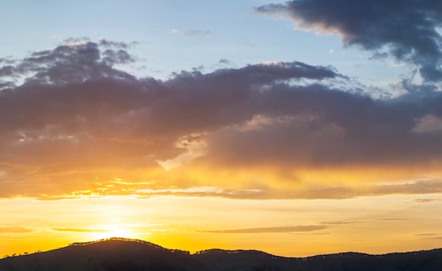 Bel cielo al tramonto