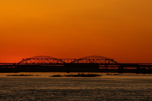 Bel tramonto sul fiume Volga. Nizhny Novgorod