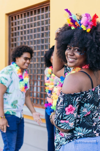 Bella donna afro al carnevale brasiliano