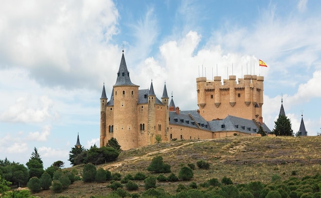 Bella fortezza Alcazar a Segovia in Spagna