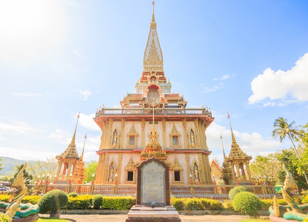 Bella pagoda a Wat Chalong o Wat Chaitararam Temple a Phuket