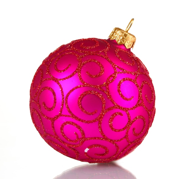 Bella palla di Natale rosa isolata