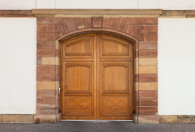 Bella porta nel comune di Eguisheim