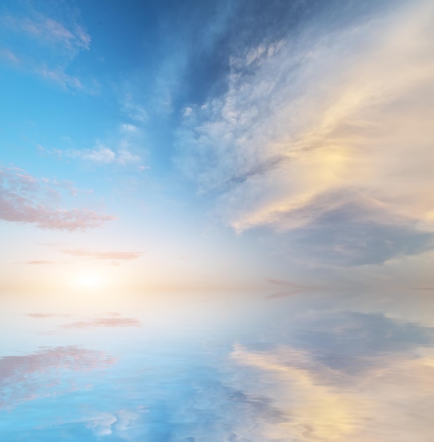 Bella riflessione sul mare