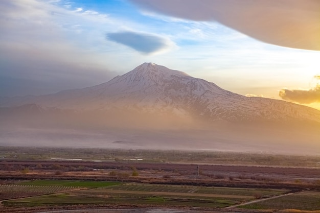 Bella vista del monte Ararat dall'Armenia