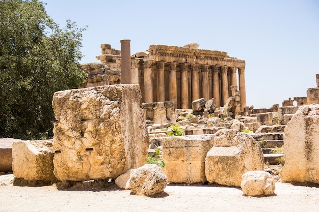 Bella vista del Tempio di Bacco nell'antica città di Baalbek, Libano