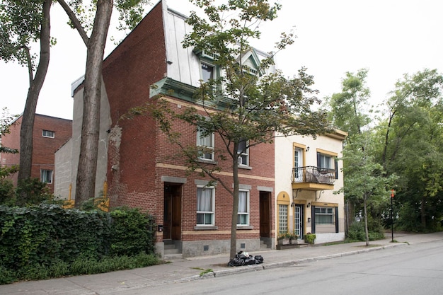 Bella vista delle strade di PlateauMontRoyal a Montreal, in Canada