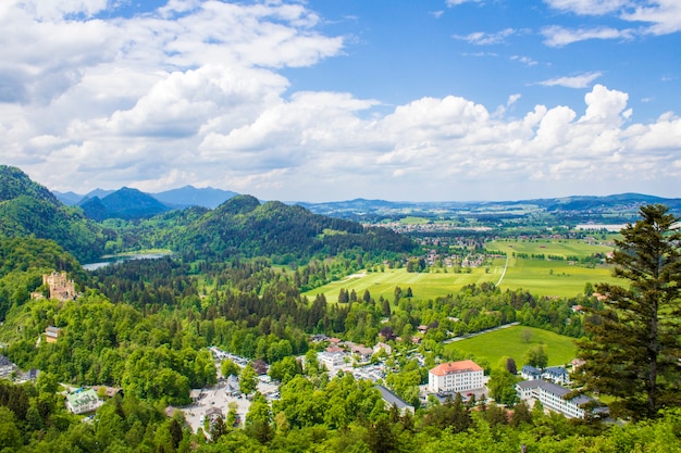 Bella vista di Schwangau. Belle montagne, Alpi bavaresi