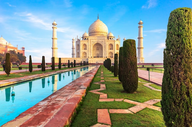 Bella vista Taj Mahal ad Agra, Uttar Pradesh, India.