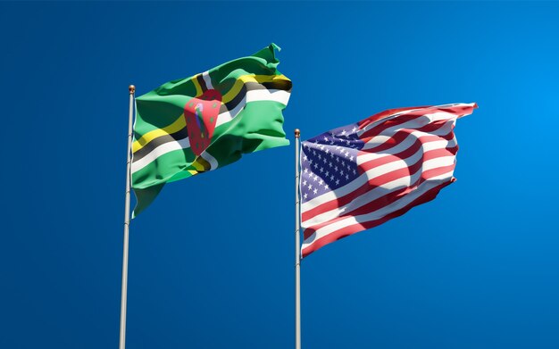 Belle bandiere di stato nazionali di USA e Dominica insieme