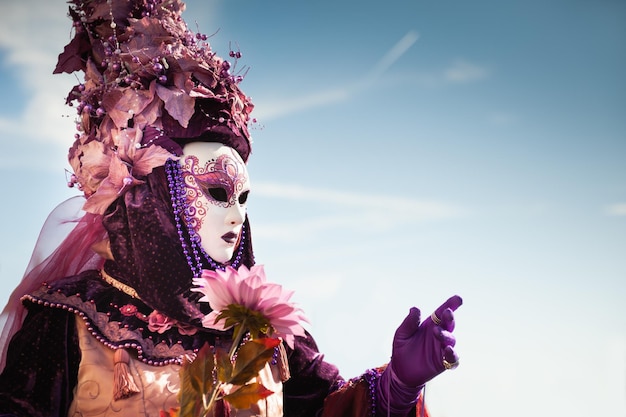 Belle maschere colorate al tradizionale Carnevale di Venezia a Venezia Italia