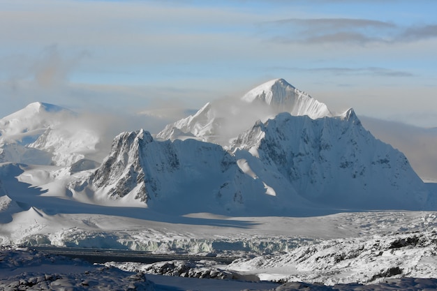 Belle montagne innevate