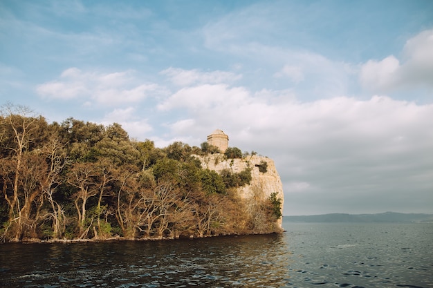 Bellissima isola bellissima vista dell'isola in italia