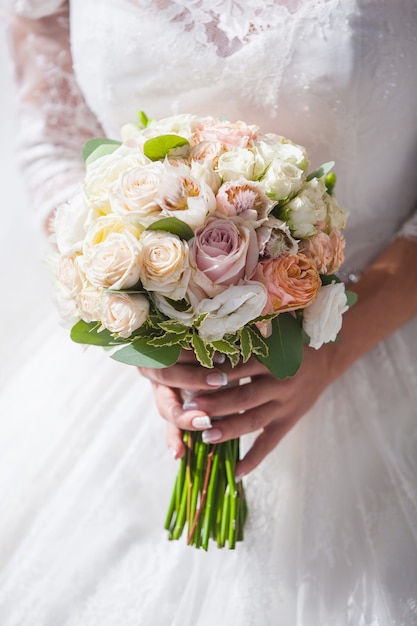 Bellissimo bouquet da sposa