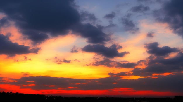 Bellissimo cielo al tramonto Sfondi del cielo della natura