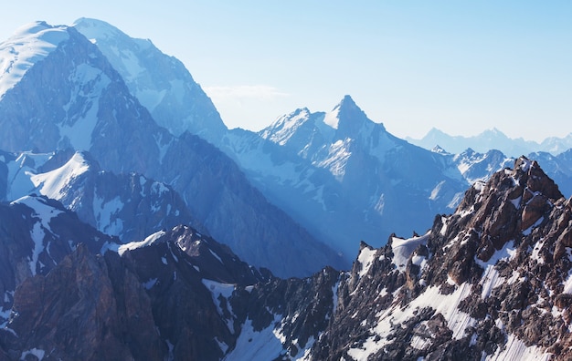 Bellissimo paesaggio delle montagne Fann, Tagikistan