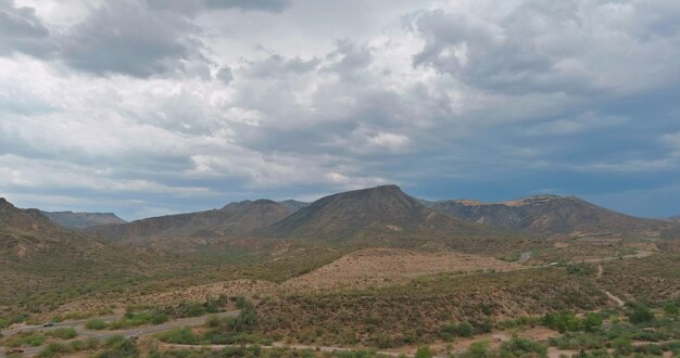 Bellissimo paesaggio desertico panoramico vicino a Phoenix, Arizona, in noi