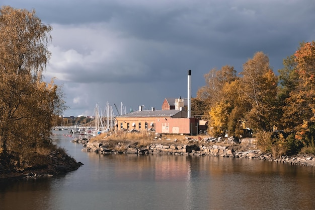 bellissimo paesaggio in autunno