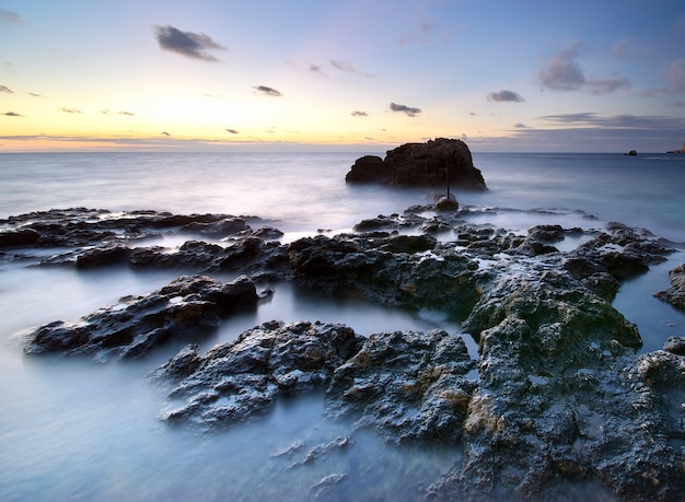 Bellissimo paesaggio marino. Composizione della natura.