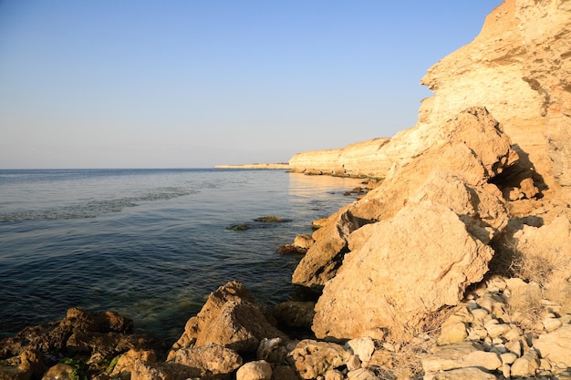 Bellissimo paesaggio marino Costo roccioso occidentale della Crimea Europa Ucraina