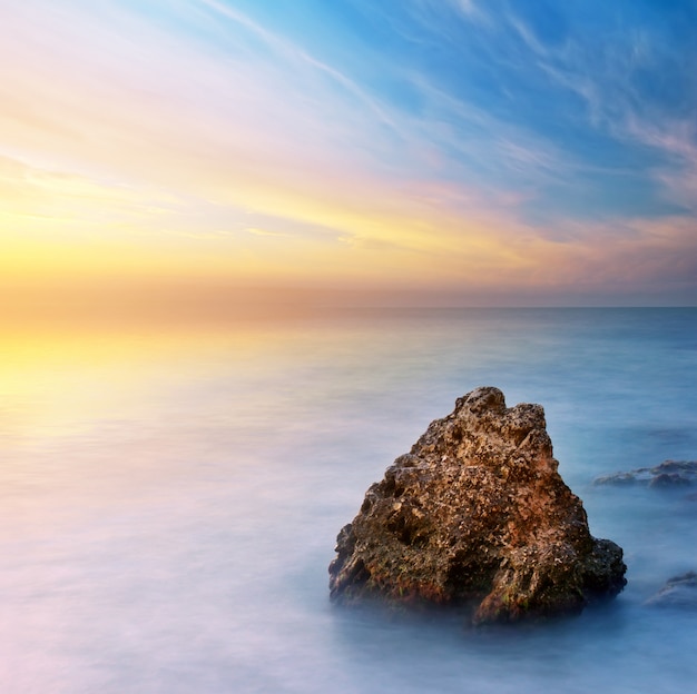 Bellissimo paesaggio marino