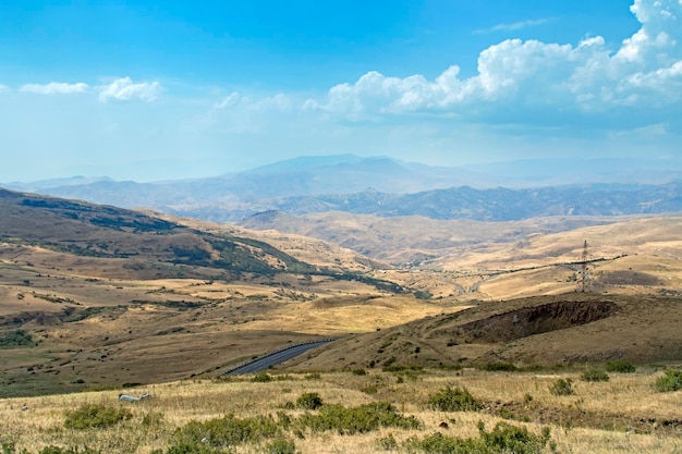 Bellissimo paesaggio montano