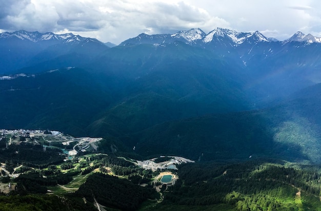 Bellissimo paesaggio montano