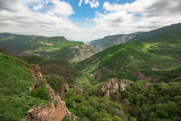 Bellissimo paesaggio naturale in Armenia vista dall'altoxA