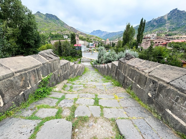 Bellissimo paesaggio naturale Ponte Sanahin Lori provincia Armenia