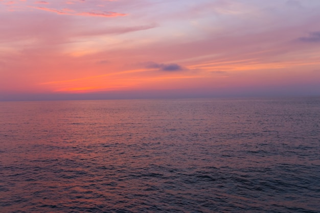 Bellissimo tramonto sul Mar Nero